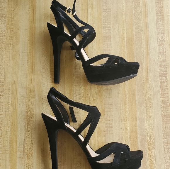 Jessica Simpson Presslie Stiletto Heels - Picture 4 of 9